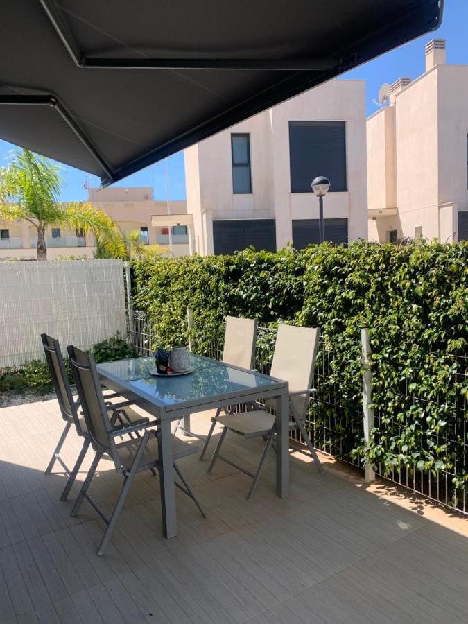 Punta Prima Villa 3 Bedrooms And Solarium Sea View Torrevieja Exterior photo